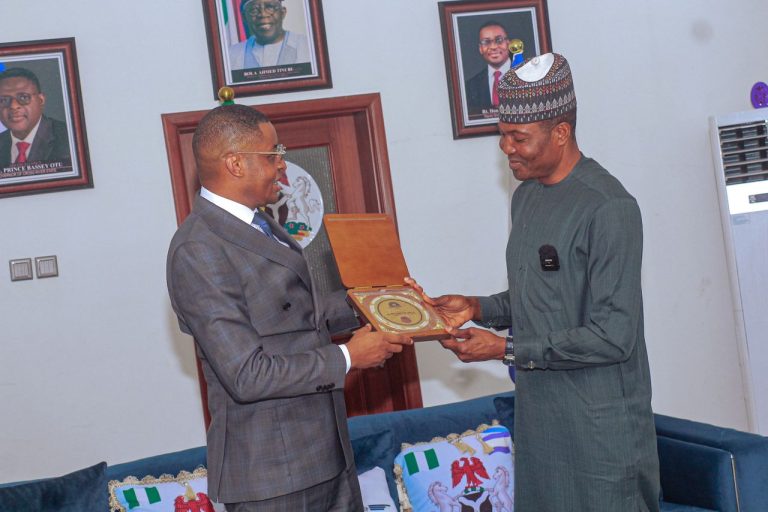 VON Strengthens Media Partnership With Cross River