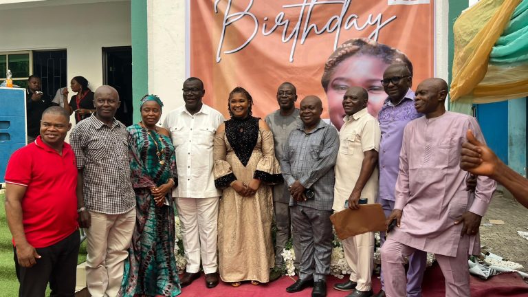 Senator Ita-Giwa Hails NUJ Cross River on Hall of Fame