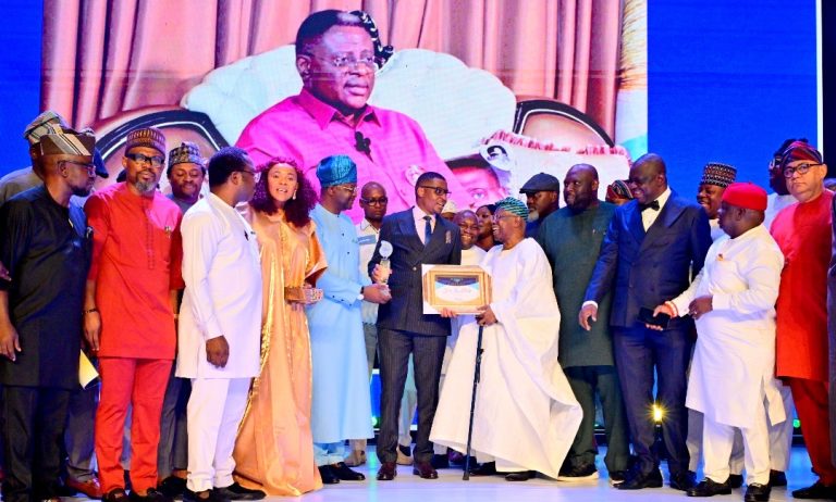 Otu Bags “Governor of the Year on Economic Transformation” Award