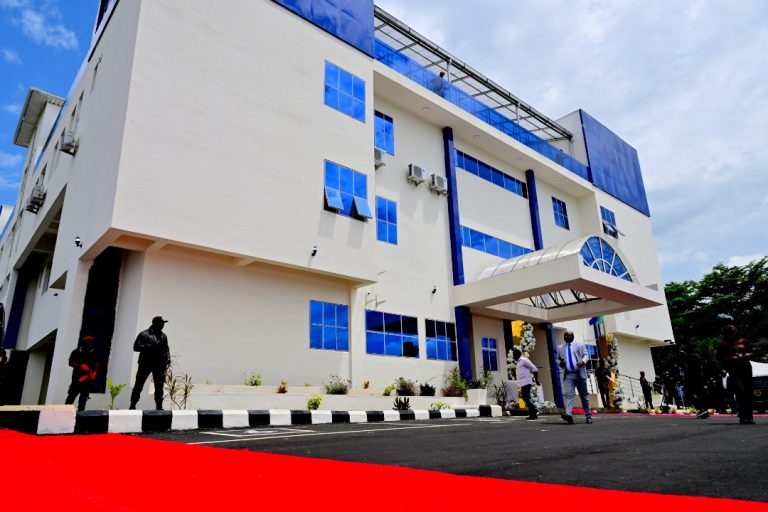 Gov. Otu. Completes 40 Percent of Abandoned Projects by Past Administrations