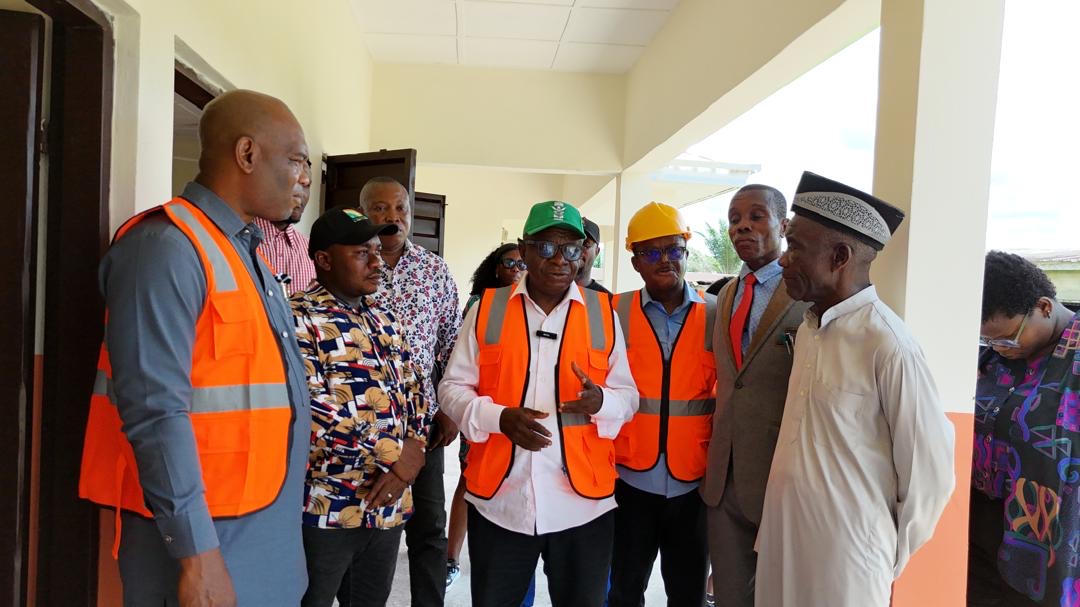 Contractors on SUBEB Projects Get One Month to Deliver or Face Consequences